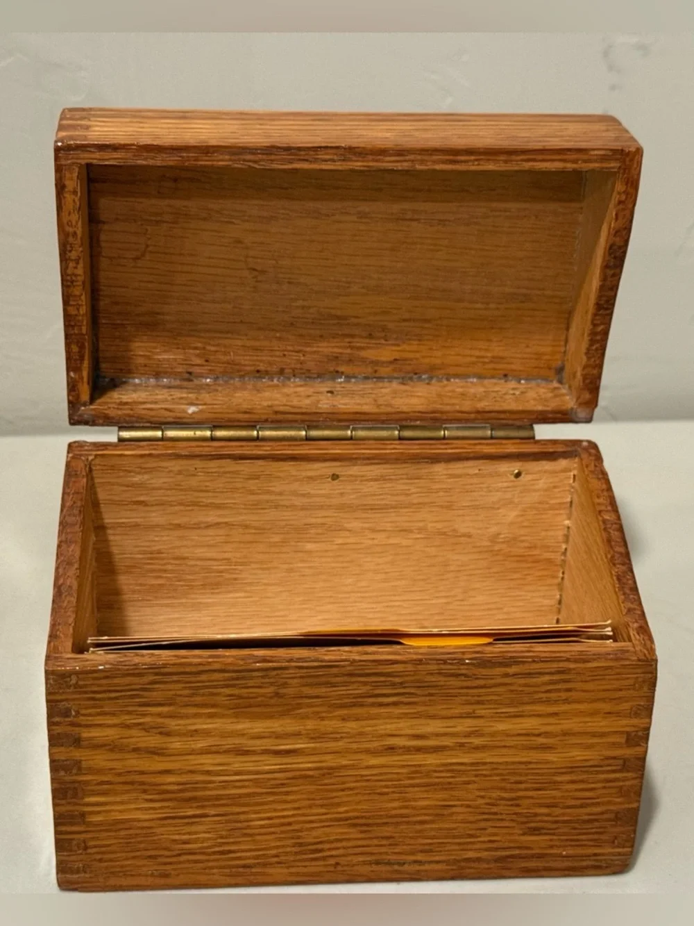 Vintage‎ Lacquered Oak Dovetailed Index Card File Box Recipe Wood Brass Hinges